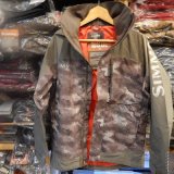ＳＩＭＭＳ２０１７年度新商品入荷中です。ＣＨＡLLENGERJACKET　ＢＩＢのＮＥＷカラーを追加致しました。
