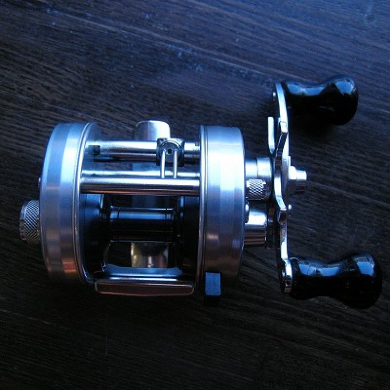 ABU】 Ambassadeur 2500C フットナンバー800101 - DOLLYVARDEN FLYSHOP