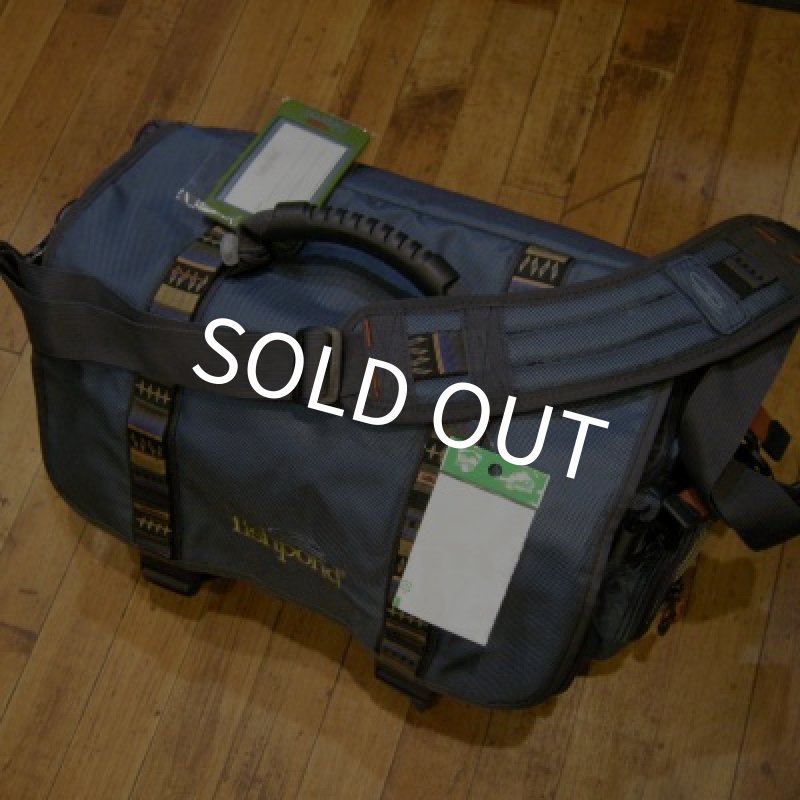 画像1: 【Fishpond】 クラウドバースト ギアバッグ(30%OFF) (1)