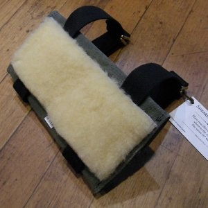 画像1: 【Finn】 Shearling Visor Holder