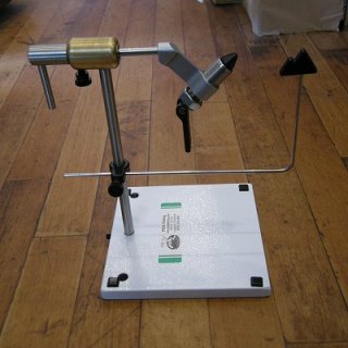 DYNA-KING】 BARRACUDA DELUXE VISE - DOLLYVARDEN FLYSHOP