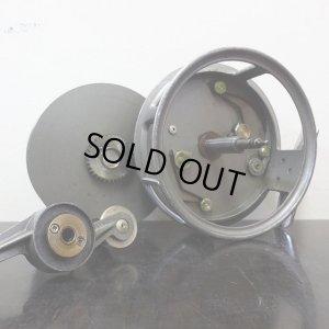 画像7: 【J.W.YOUNG】 LANDEX 4" Salmon Reel