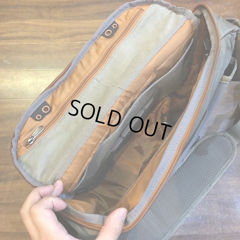 画像3: 【Fishpond】フラットヘッド スリングパック (3)