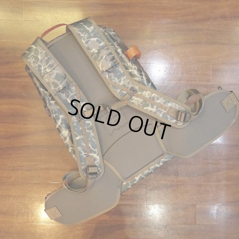 画像2: 【Fishpond】 サンダーヘッド サブマーシブルバックパック(Riverbed Camo) (2)