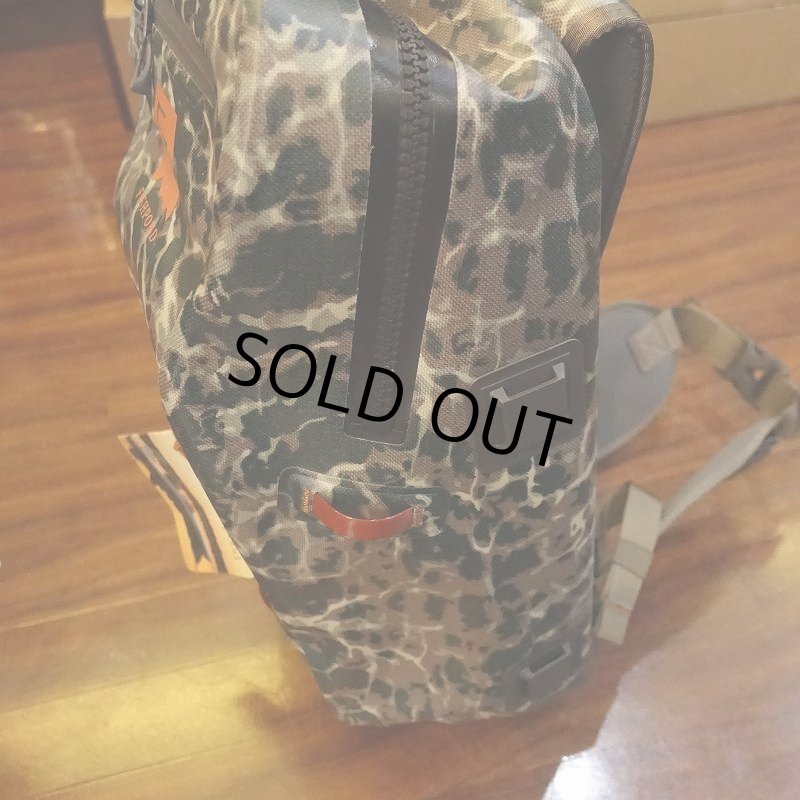 画像3: 【Fishpond】 サンダーヘッド サブマーシブルバックパック(Riverbed Camo) (3)