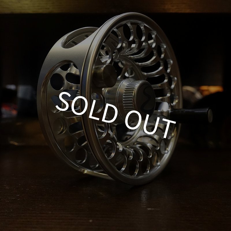 画像5: 【Einarsson】Einarsson 8plus Reel - RHW(Silver) (5)