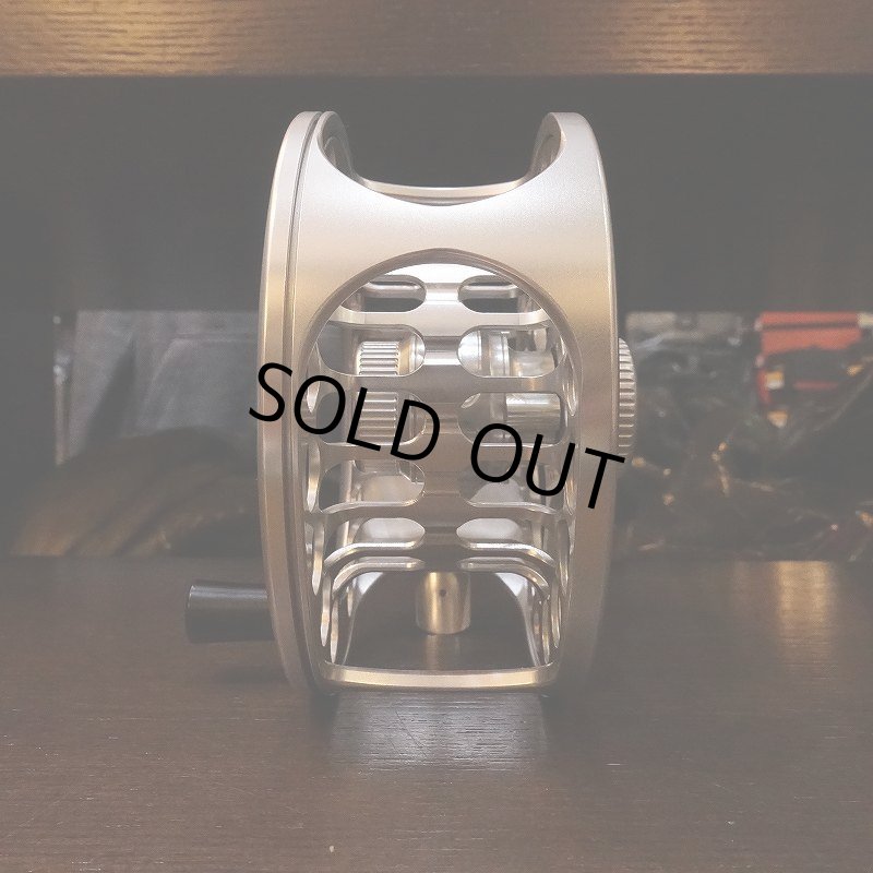 画像3: 【Einarsson】Einarsson 9plus Reel RHW (3)