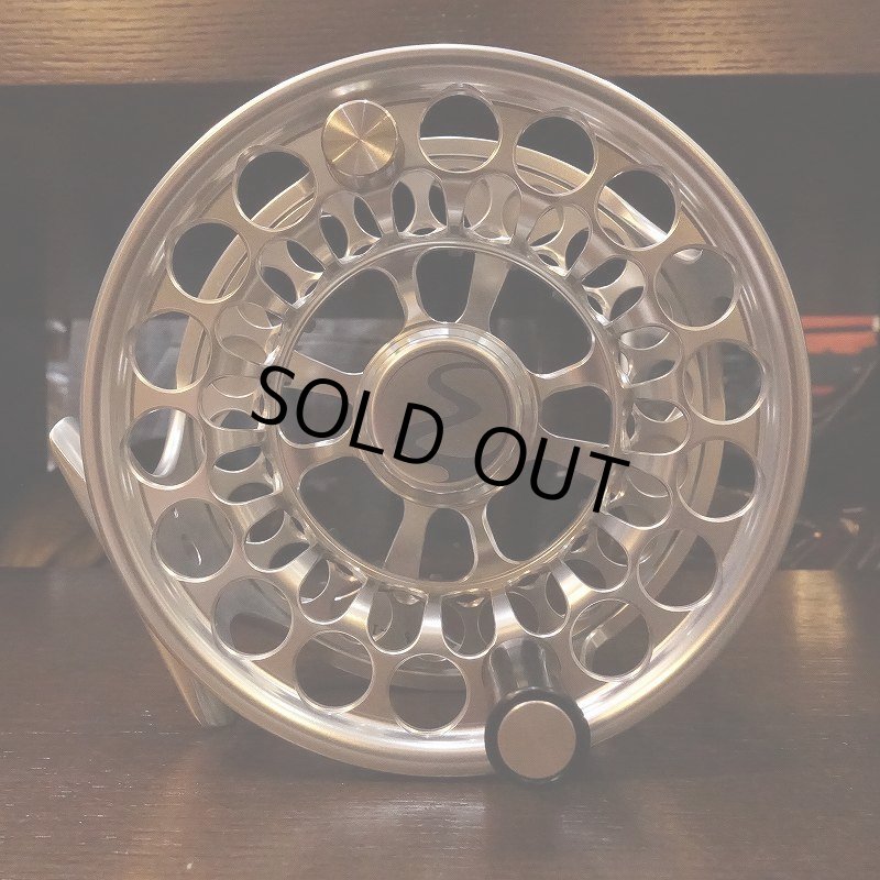 画像1: 【Einarsson】Einarsson 9plus Reel RHW (1)