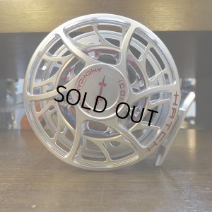 画像2: 【HATCH】ICONIC 9 PLUS REEL LA - CLEAR/RED