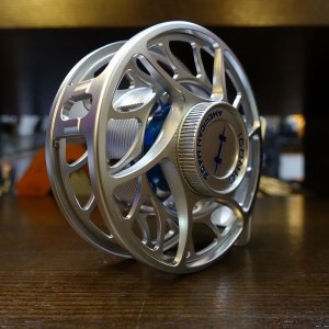 画像4: 【HATCH】ICONIC 4 PLUS REEL LA - CLEAR/BLUE