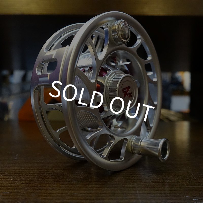 画像5: 【HATCH】ICONIC 4 PLUS REEL LA - CLEAR/RED (5)