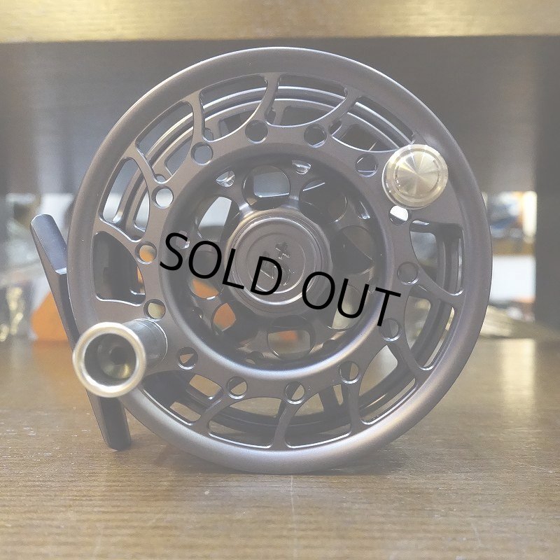 画像1: 【HATCH】ICONIC 5 PLUS REEL MA - GREY/BLACK (1)