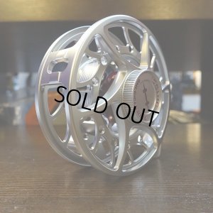 画像4: 【HATCH】ICONIC 5 PLUS REEL MA - CLEAR/RED