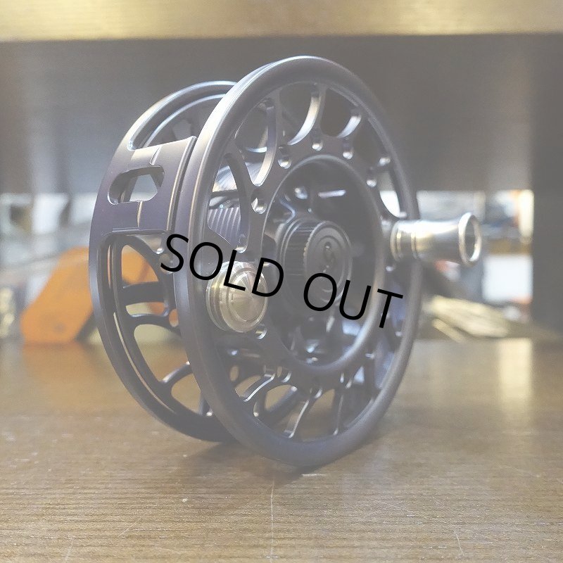 画像4: 【HATCH】ICONIC 5 PLUS REEL MA - GREY/BLACK (4)