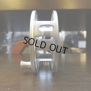 画像3: 【HATCH】ICONIC 5 PLUS REEL MA - CLEAR/RED