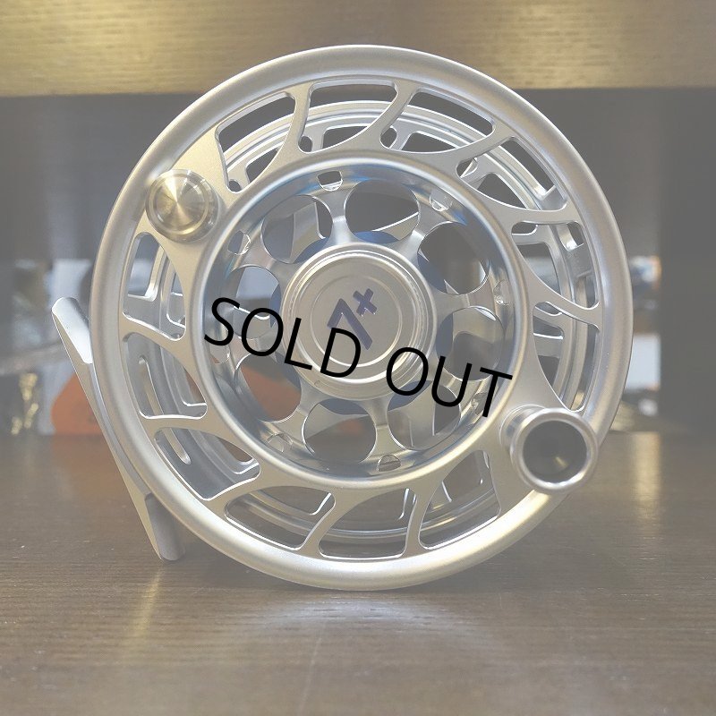 画像1: 【HATCH】ICONIC 7 PLUS REEL LA - CLEAR/BLUE (1)