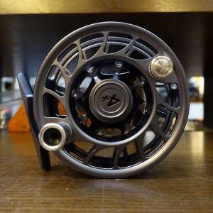 画像1: 【HATCH】ICONIC 4 PLUS REEL LA - GREY/BLACK