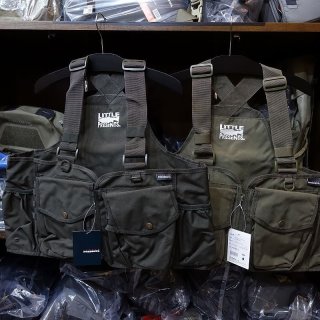 LittlePresents】V-23 ストラップ ベスト ネオ