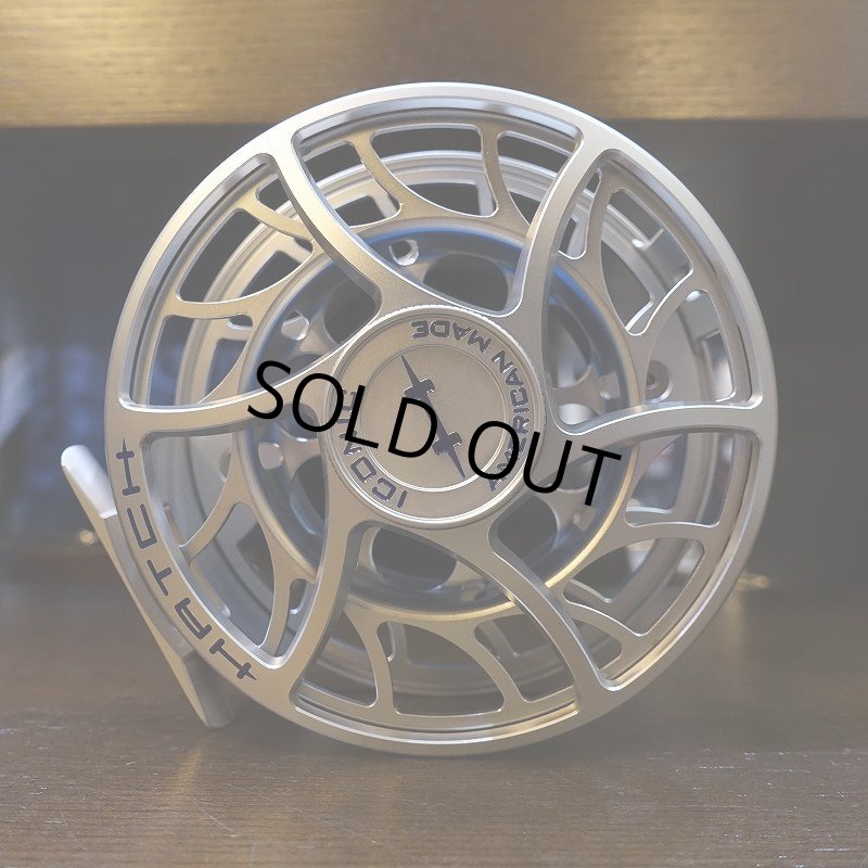 画像2: 【HATCH】ICONIC 11 PLUS REEL LA - CLEAR/BLUE (2)