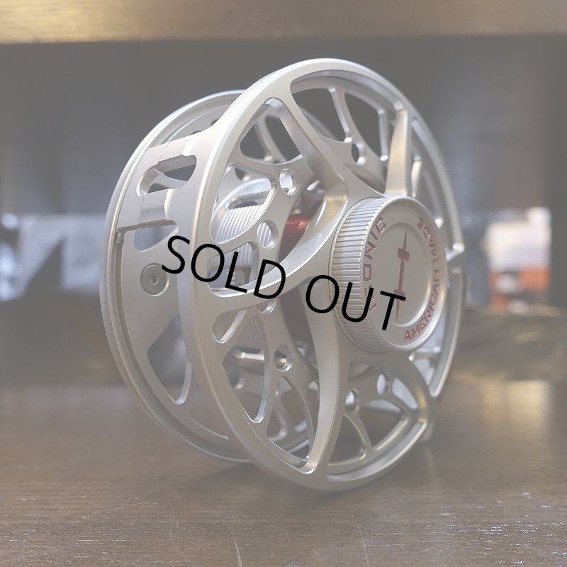 画像4: 【HATCH】ICONIC 7 PLUS REEL MA - CLEAR/RED (4)