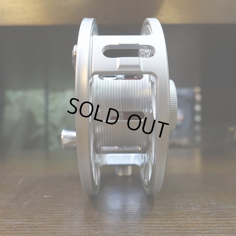 画像3: 【HATCH】ICONIC 9 PLUS REEL MA - CLEAR/RED (3)