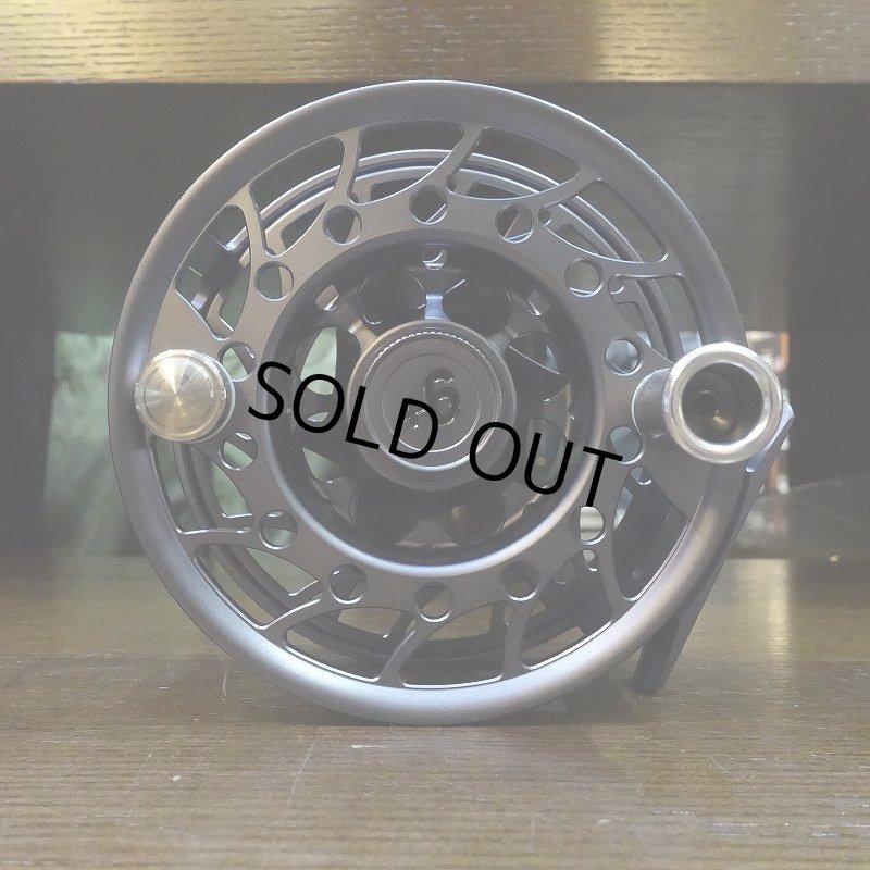 画像1: 【HATCH】ICONIC 9 PLUS REEL MA - GREY/BLACK (1)