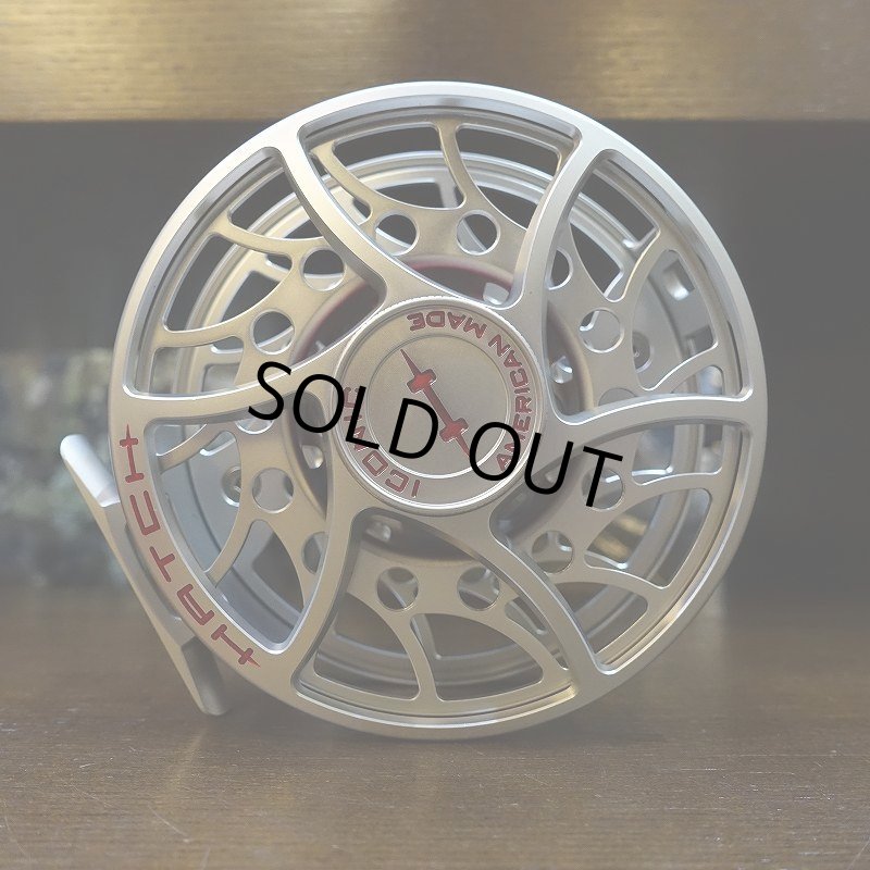 画像2: 【HATCH】ICONIC 11 PLUS REEL MA - CLEAR/RED (2)