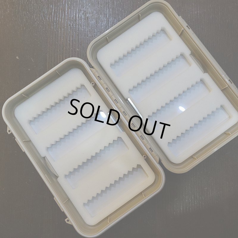 画像1: 【C&F】CFGS-2544+ SWボーンフィッシュ フライケース Mサイズ (1)