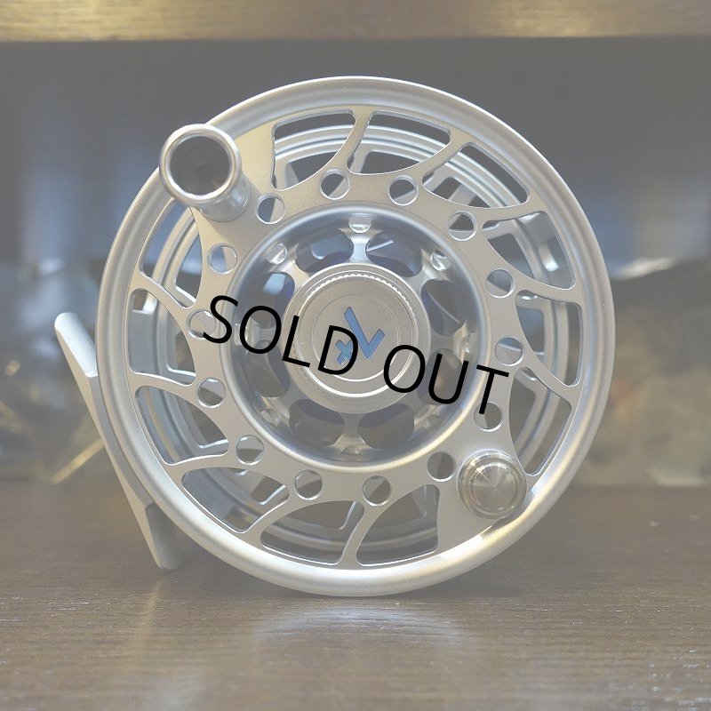 画像1: 【HATCH】ICONIC 7 PLUS REEL MA - CLEAR/BLUE (1)