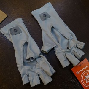 画像3: 【SIMMS】Solarflex Half-Finger Sunglove - Sterling