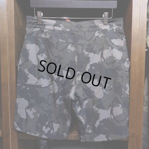 画像2: 【SIMMS】Seamount Board Shorts - Regiment Camo Carbon(SALE)