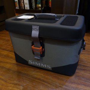 画像1: 【SIMMS】Dry Creek Boat Bag - LARGE