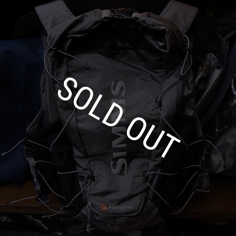 SIMMS FLYWEIGHT VEST PACK - SMOKE