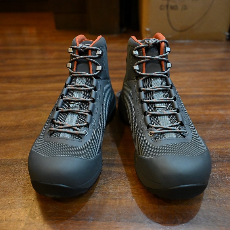 画像1: 【SIMMS】FLYWEIGHT BOOT - VIBRAM (1)