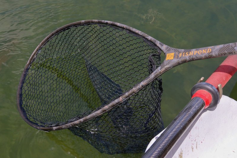 画像5: Fishpond Nomad® Mid Length Boat Net - Wild Run Edition - HD (5)