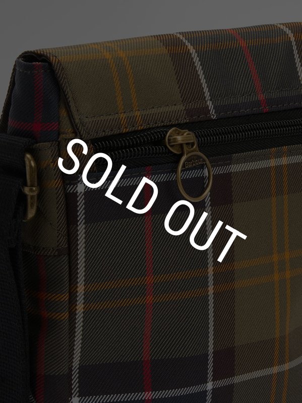 画像6: Barbour Torridon タータン クロスボディバッグ (6)