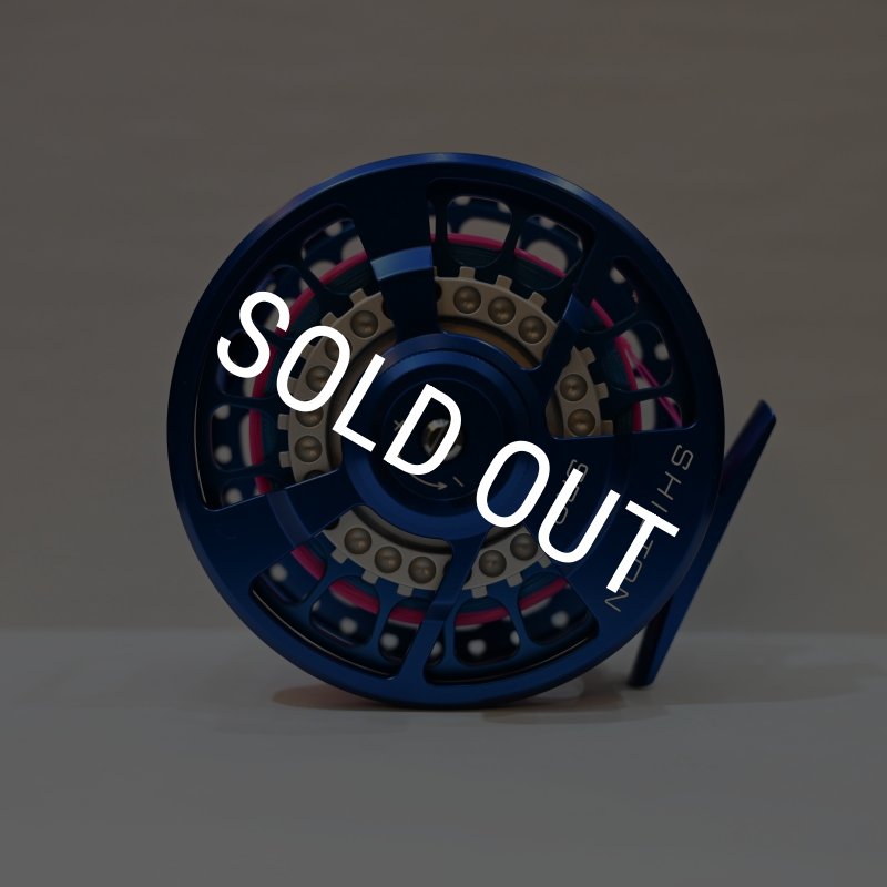 画像2: Shilton SR9 Fly Reel - Blue(フィールド未使用品) (2)