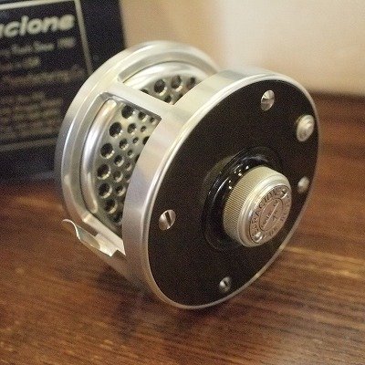 画像2: 【Saracione】ＭＡＲＫ　IV　Ｓａｌｍｏｎ fly reel 4inch　シルバー