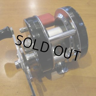 オールド ABU アブ 4600C 赤ベロ 78年製 レア 美品 オールド ABU アブ 4600C 赤ベロ 78年製 レア 超美品 - メルカリ
