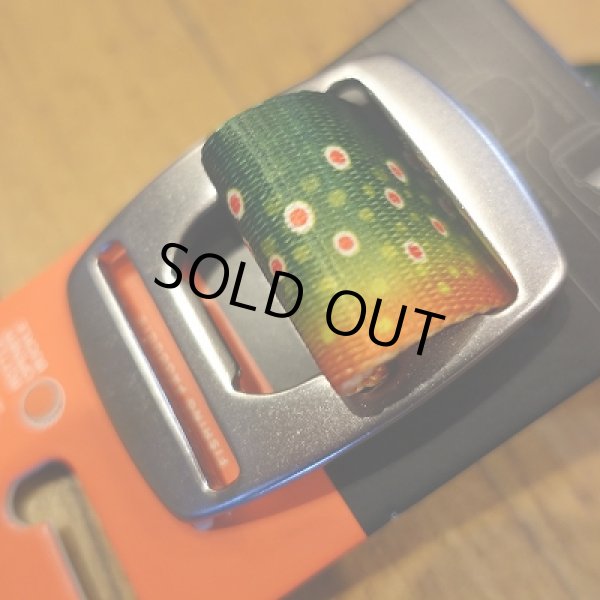 画像4: 【SIMMS】 FISH SKIN BOTTLE OPENER BELT (4)