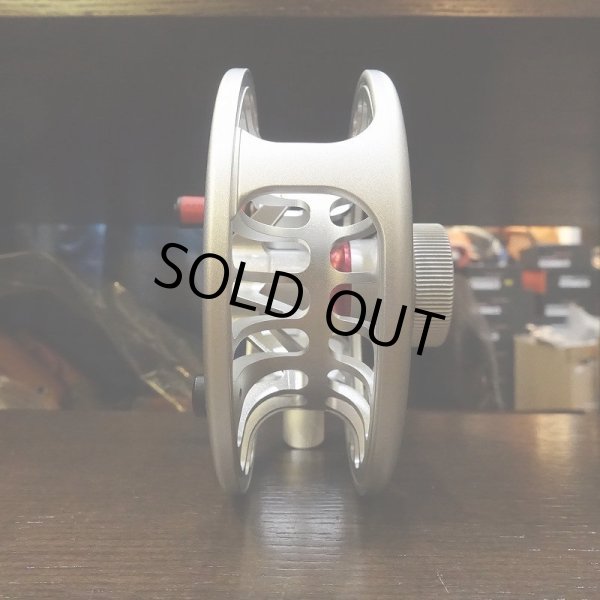 画像3: 【Redington】RISE III REEL 7/8 SILVER (3)