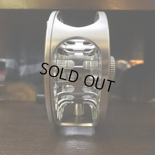 画像3: 【Einarsson】Einarsson 8plus Reel - RHW(Silver) (3)