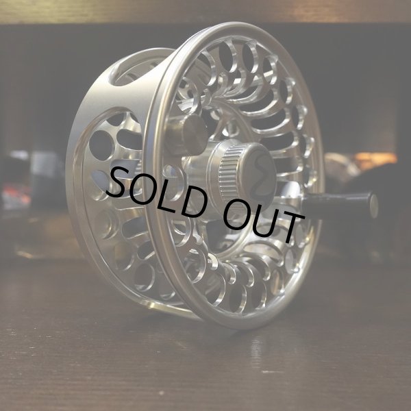 画像5: 【Einarsson】Einarsson 8plus Reel - RHW(Silver) (5)