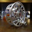 画像5: 【HATCH】ICONIC 4 PLUS REEL LA - CLEAR/RED (5)