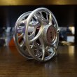 画像4: 【HATCH】ICONIC 4 PLUS REEL LA - CLEAR/RED (4)