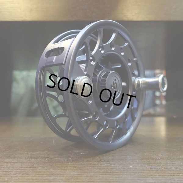 画像4: 【HATCH】ICONIC 9 PLUS REEL MA - GREY/BLACK (4)