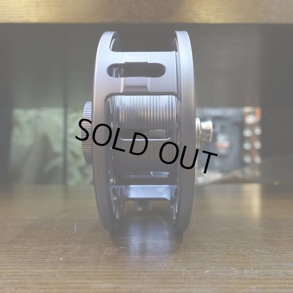 画像3: 【HATCH】ICONIC 9 PLUS REEL MA - GREY/BLACK (3)