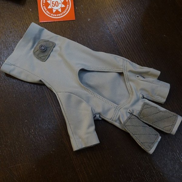 画像3: 【SIMMS】Solarflex Sun Glove - Sterling(SALE) (3)