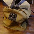 画像7: 【FILSON】MEDIUM RUGGED TWILL DUFFLE BAG - TAN (7)