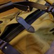 画像4: 【FILSON】MEDIUM RUGGED TWILL DUFFLE BAG - TAN (4)